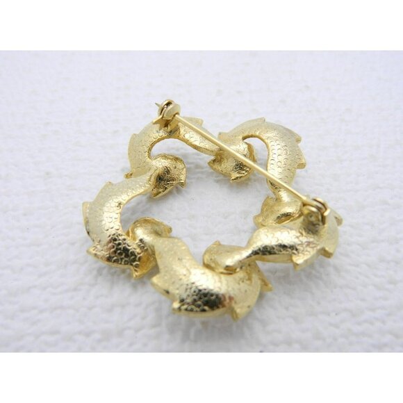 VTG Gold Tone Faux Pearl Textured Wreath Pin Brooch - Picture 3 of 3